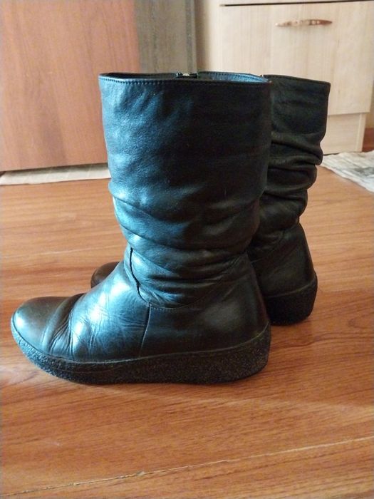 Женская зимняя обувь