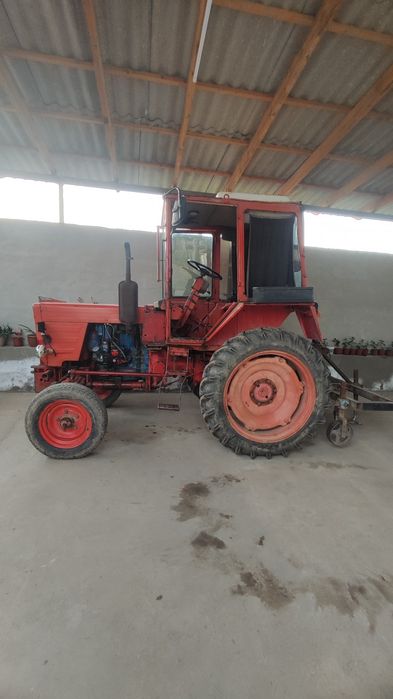 Т25  traktor              .