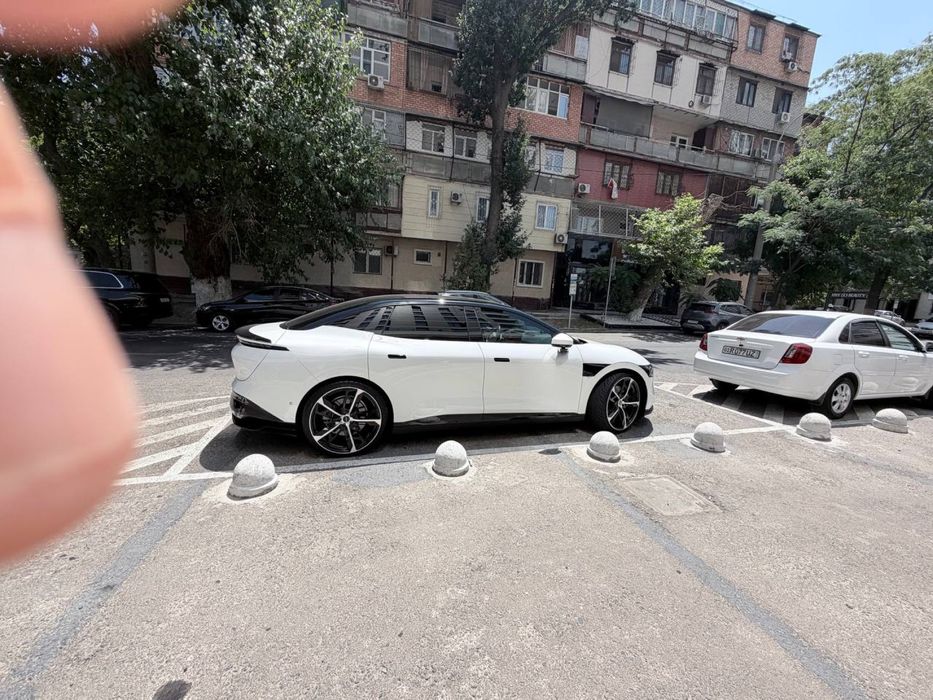 В наличии Zeekr 007 ( Dual Motor, 100Kwt, Stargate,)