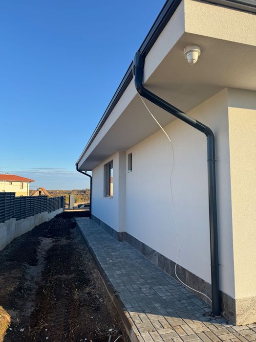 Покриви/Безшевни улуци/Обшивки