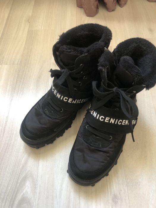 Продается сапоги