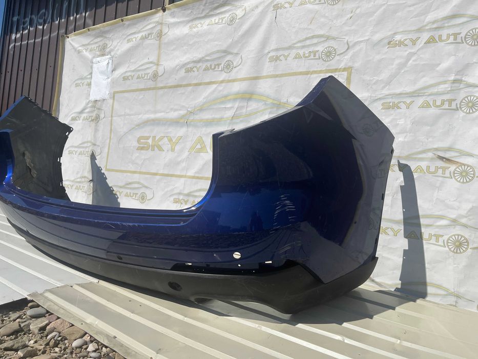 Bara spate cu spoiler Maserati Levante dupa 2017 originala