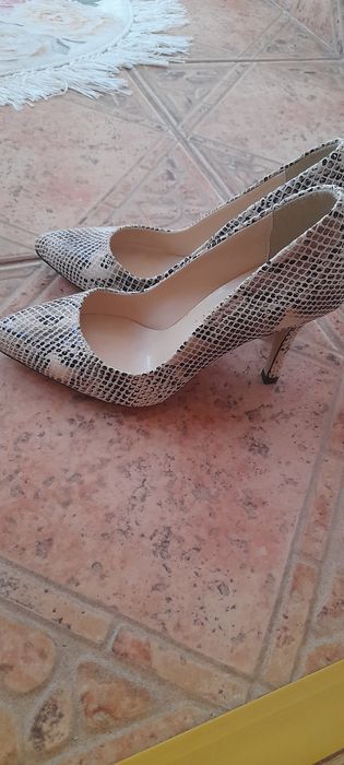 Дамски обувки на токчета