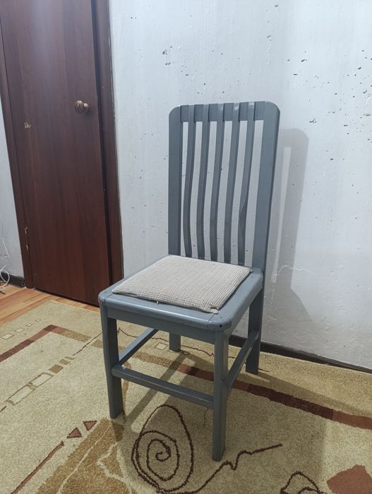 Стул деревянный 1 шт.