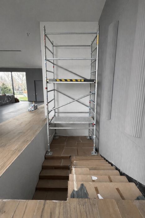 Schela mobila de inchiriat aluminiu Inchiriez schela de inchiria