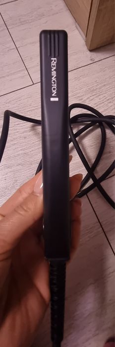 Мини преса за изправяне на коса Remington