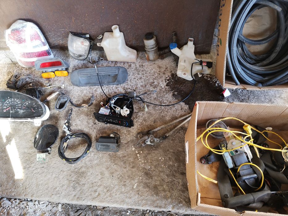 Киа Спортидж на части