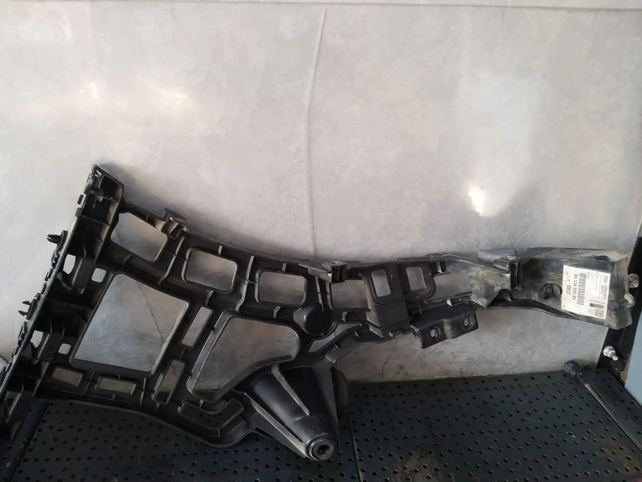 Suport stanga bara spate citroen c5 aircross 9833400080