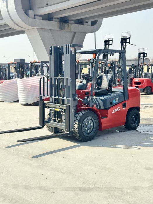 Вилочный погрузчик Автокара Кара  "JAC" 3 тонна 3 метр