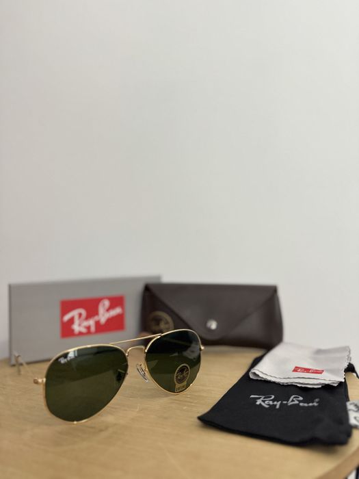 Vand ochelari de soare RayBan 120RON/BUC