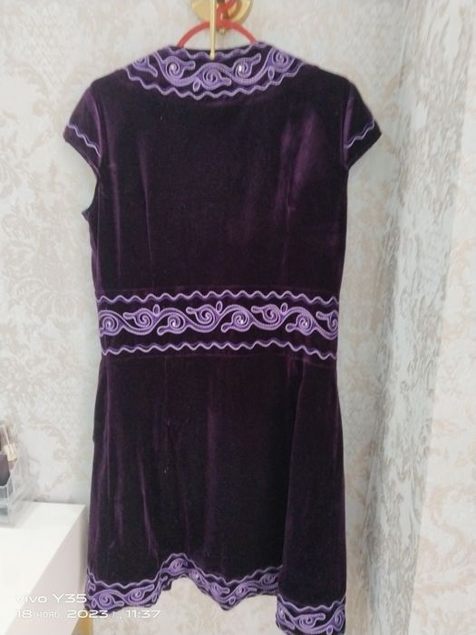 Продаю  женский камзол