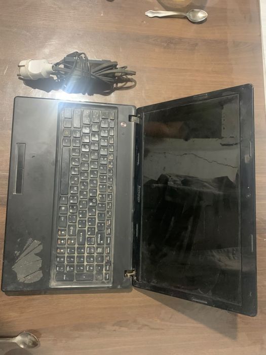 Ноутбук Lenovo б/у рабочий