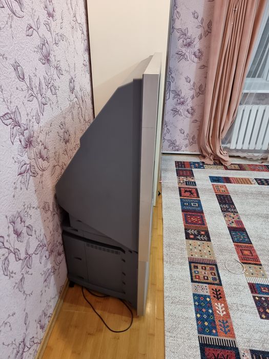 Телевизор HITACHI