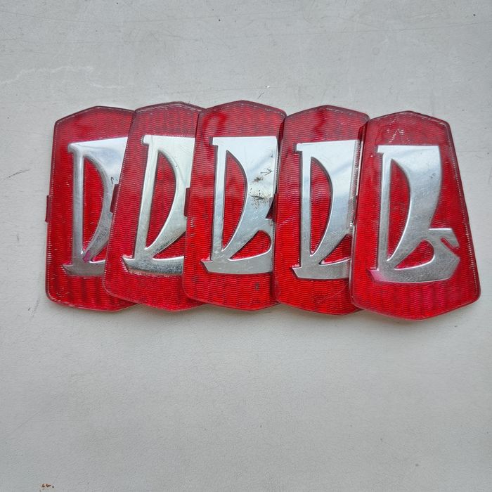 Эмблемы и вставки в эмблемы