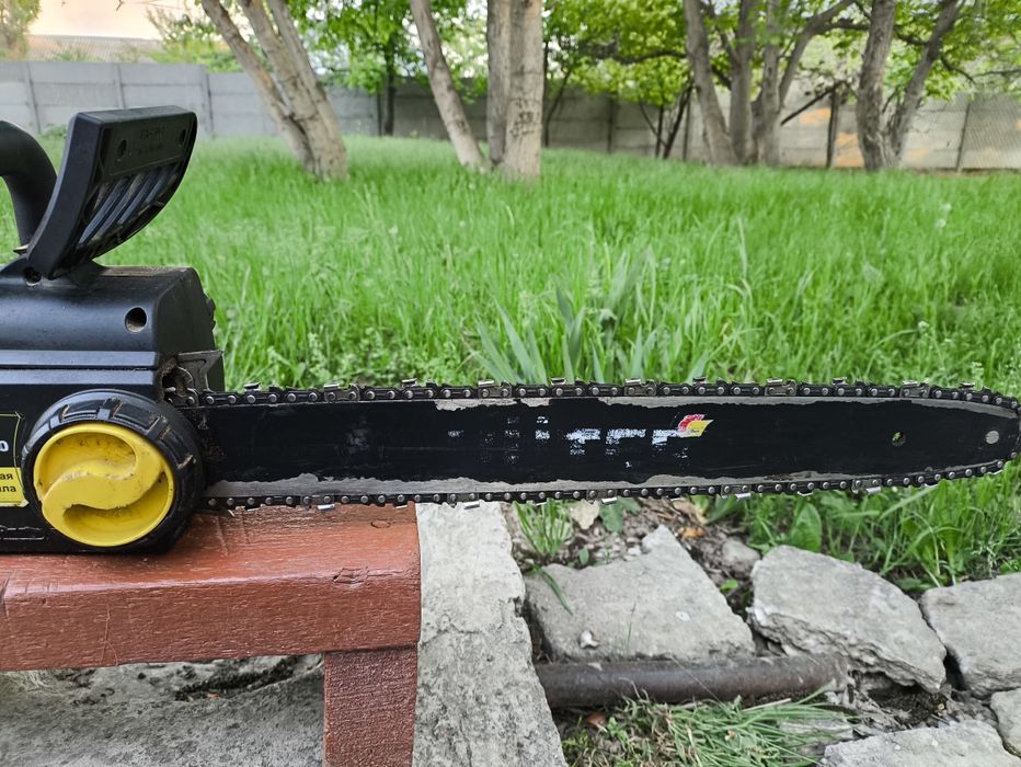 Электрическая пила