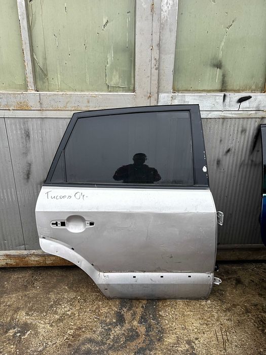 Врата Hyundai Tucson 2006г. 6бр.