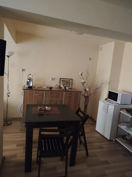 Продава се Едностаен апартамент в Бургас, Център - 40 кв.м за 1977 €/кв.м - Снимка #3
