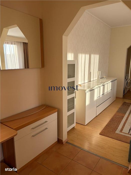 De inchiriat: Apartament cu 2 camere in zona Centrala