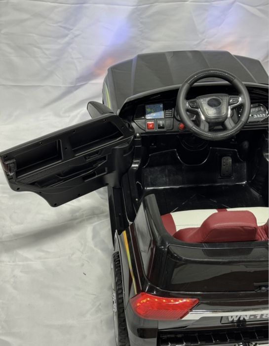 Продам электромобиль  Toyota