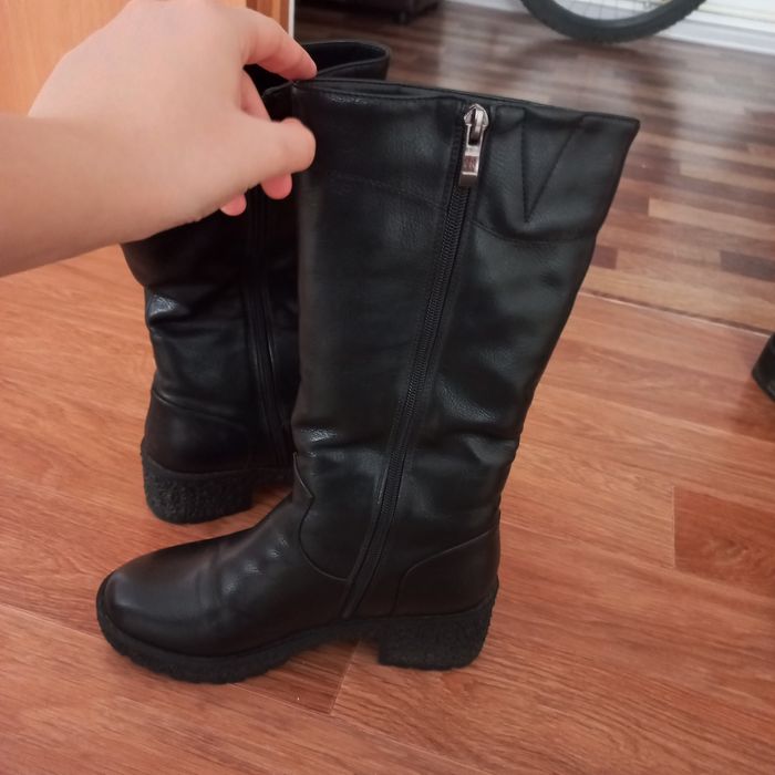 Продам сапоги в отличном состоянии