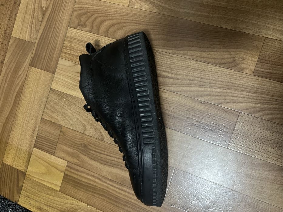 Продам зимнюю обувь