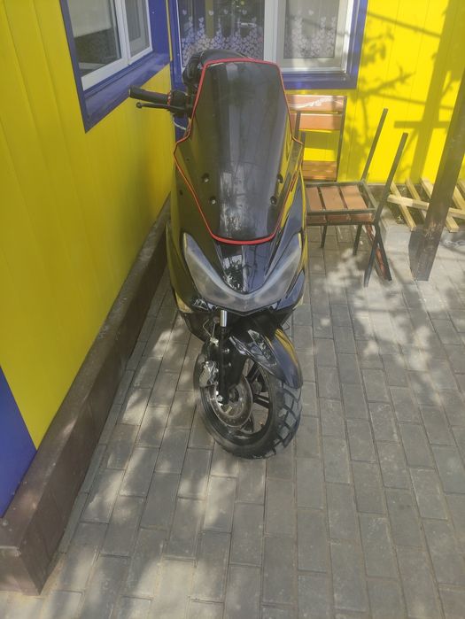 Продам скутор макси