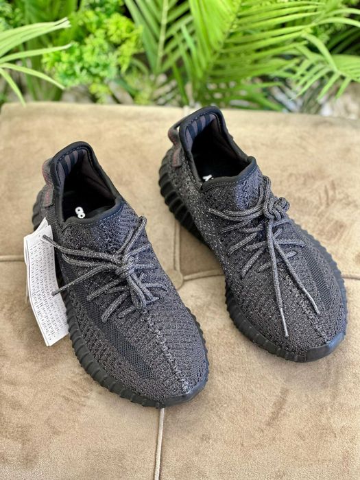 adidas yeezy modele noi