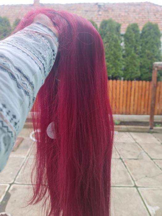 Peruca roșu visiniu burgund