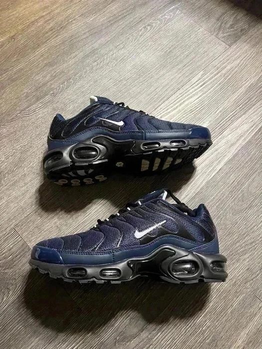 Nike Air Tn 42 noi/new