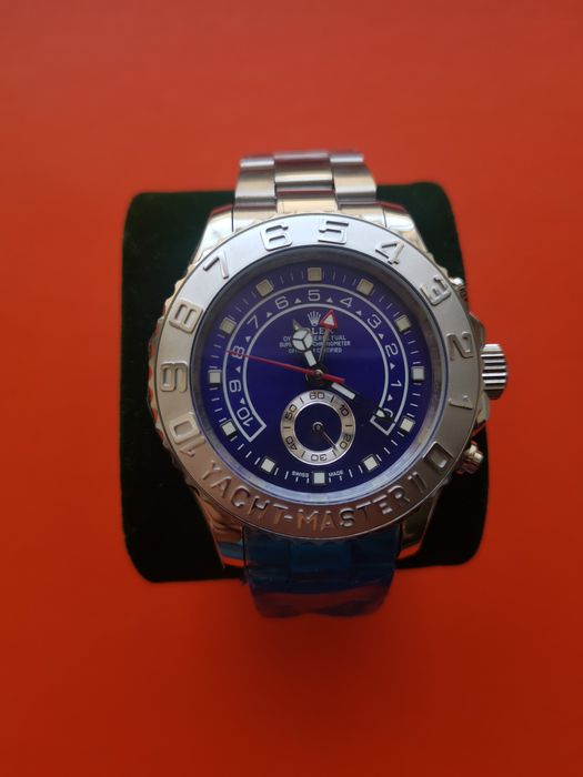 Мужские часы «Rolex», «Omega».