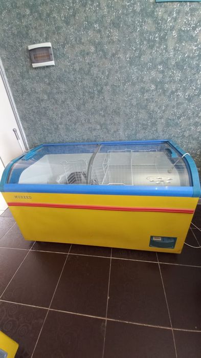 Продам морозильник