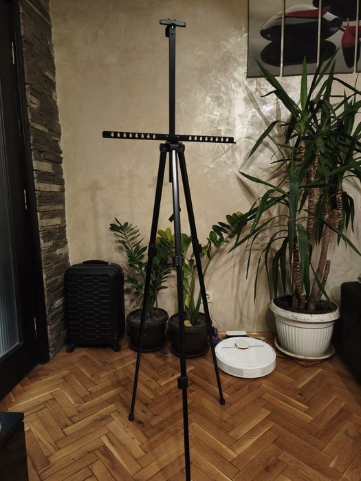 Метален статив за рисуване