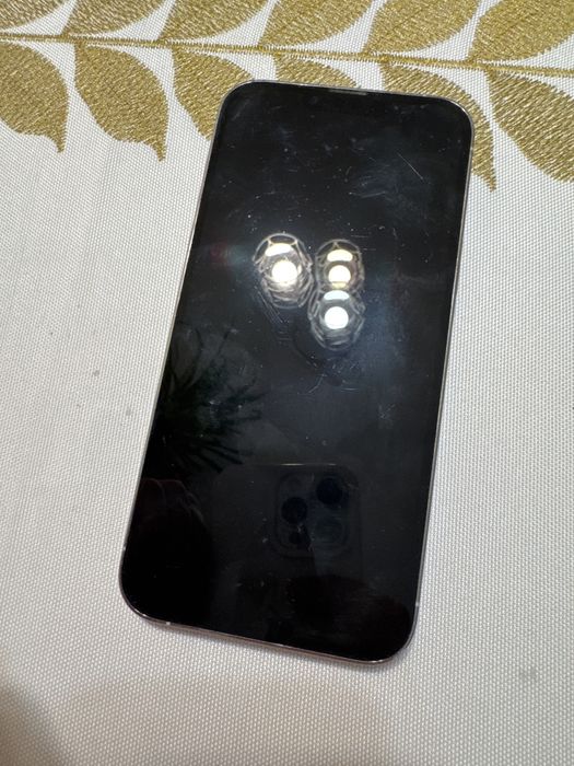 Продам iPhone 13 Pro Max в идеальном состоянии