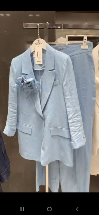 Костюм двойка женский размер  L, или 40 турецкий