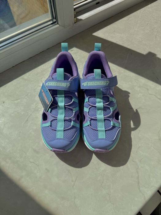 Кроссовки Skechers Новые