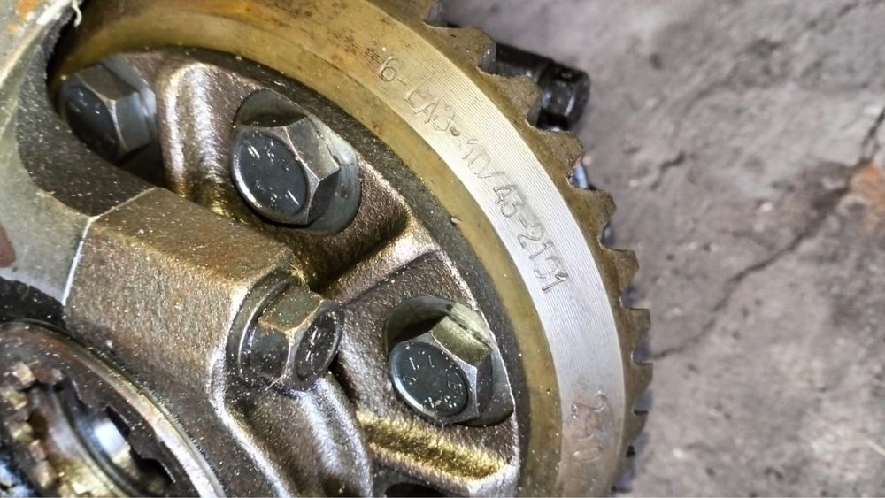 Продам покрышки, коленвал