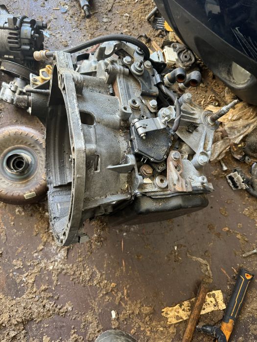 Продам АКПП каробку автомат на Рено Дастера