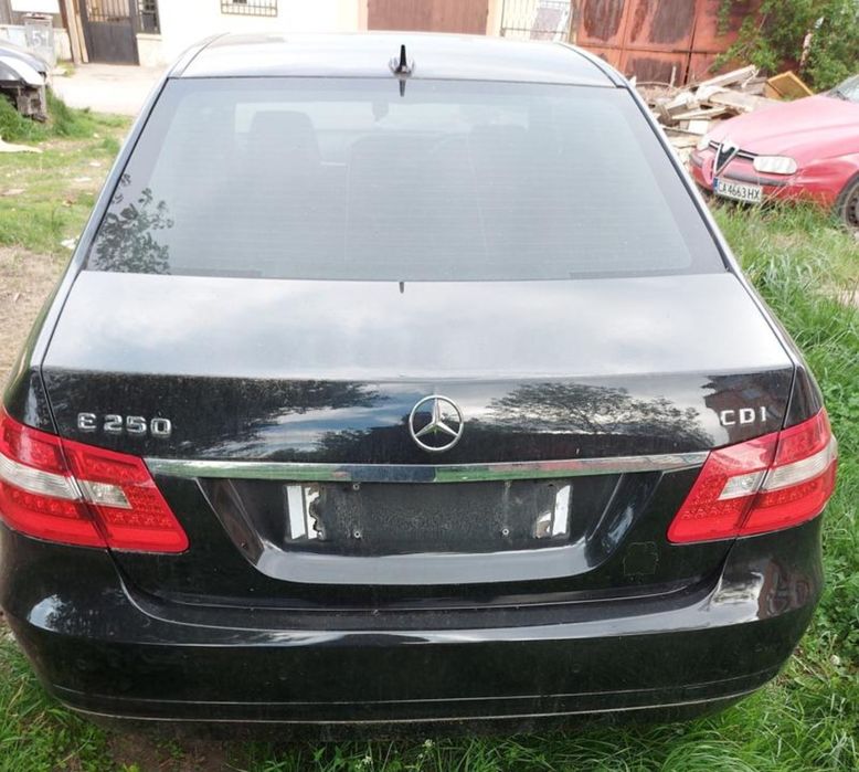 Mercedes W 212 W 207 E 250,   На части