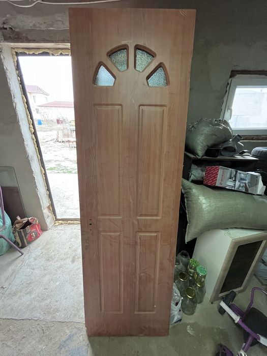 Двери размером 60см