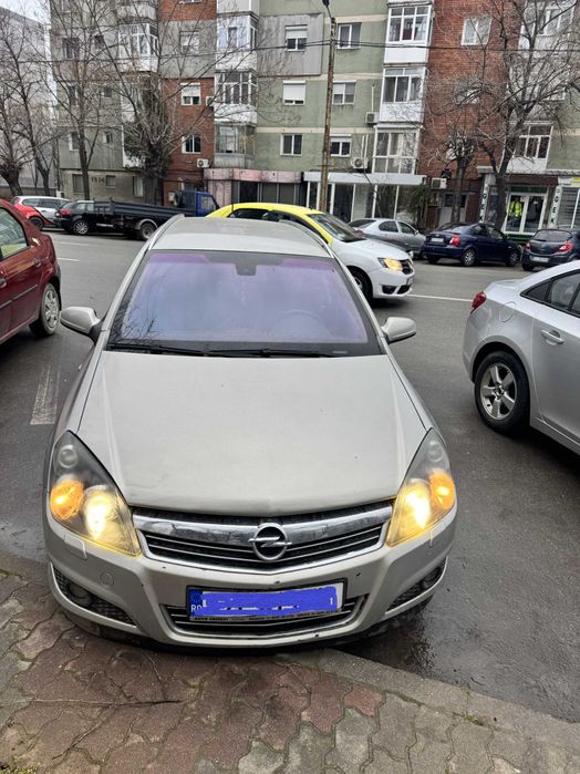 Opel Astra H Caravan (break)