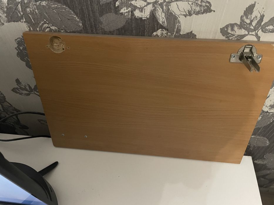 Стол компьютерный