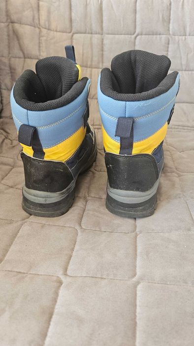 Топли ботушки номер 32