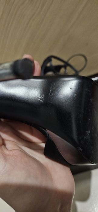 Босоножки, туфли