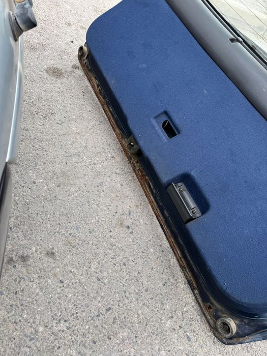 Продам багажник на Мазда 626 птичка универсал