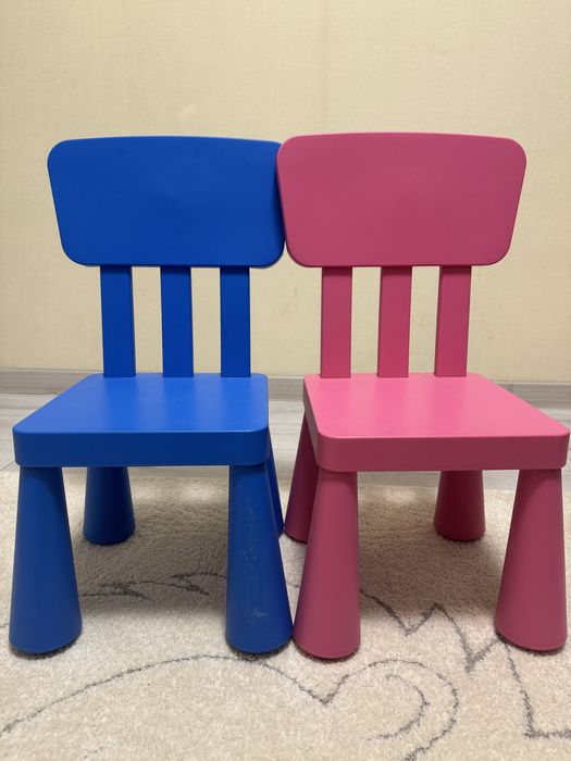 IKEA MAMMUT детский стол и 2 стула. Оригинал. Полный комплект