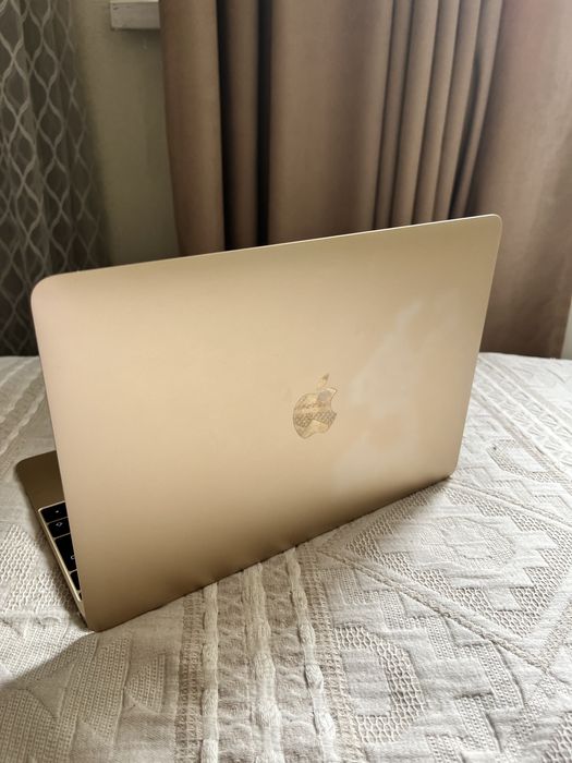 Macbook в хорошем состояний