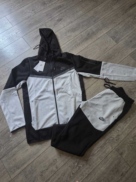 Trening Nike nou. Marimea XXL