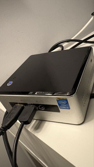 Mini PC Intel NUC i3 Windows 10 instalat_