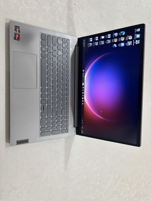 Ноутбук AMD Ryzen 5 5500U | SSD 256 ГБ | Работает отлично