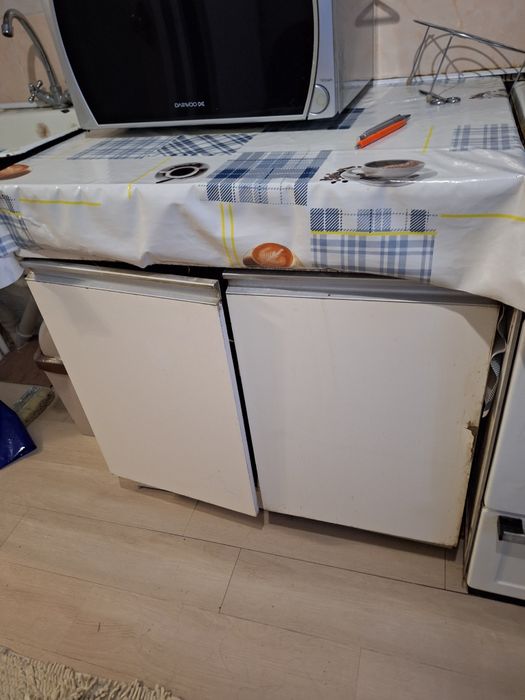 Кухонный гарнитур б/у.